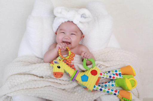 中卫六个月宝宝突然发烧 中卫六个月宝宝突然发烧